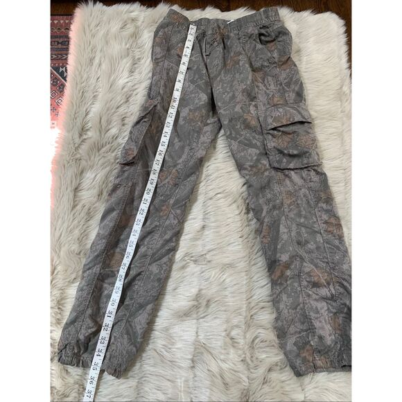 Abercrombie Kids Drawstring Camo Cargo Pants 13/14 Regular - Picture 5 of 6